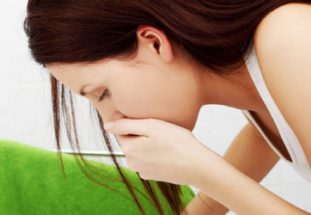 Глисты усиливают токсикоз. Поэтому, если состояние женщины ухудшается, нужно обратиться к врачу